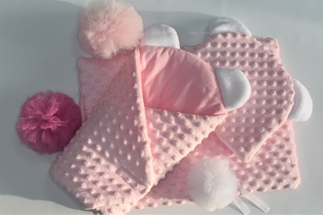 Sada pro panenku Baby Nellys - zavinovačka, peřinka a polštářek Minky - růžová Sada pro panenku Baby Nellys - zavinovačka, peřinka a polštářek Minky - růžová